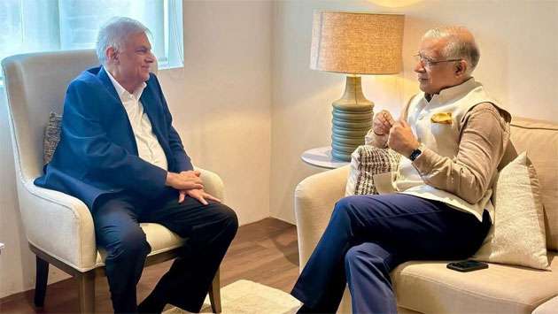 Indian High Commissioner meets Ranil
