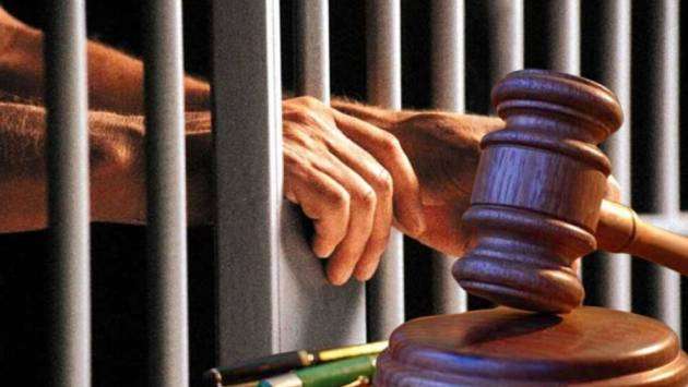 Coroner remanded for accepting bribe