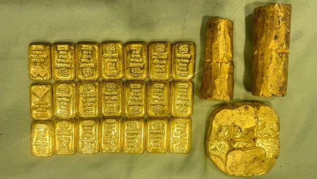 Two arrested at BIA with gold hidden among vehicle spare parts