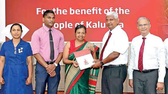 Ceylinco Life gifts medical gas pipeline system to Kalutara Teaching Hospital