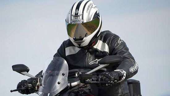Riders with full-face helmets can be prosecuted: AG