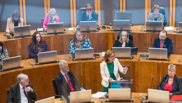 Lying ban for politicians in Wales prompts free speech fears