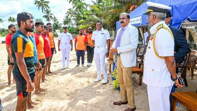 Deputy Defence Minister visits Coast Guard HQ