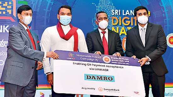 Sampath Bank-Damro support LANKAQR roll-out