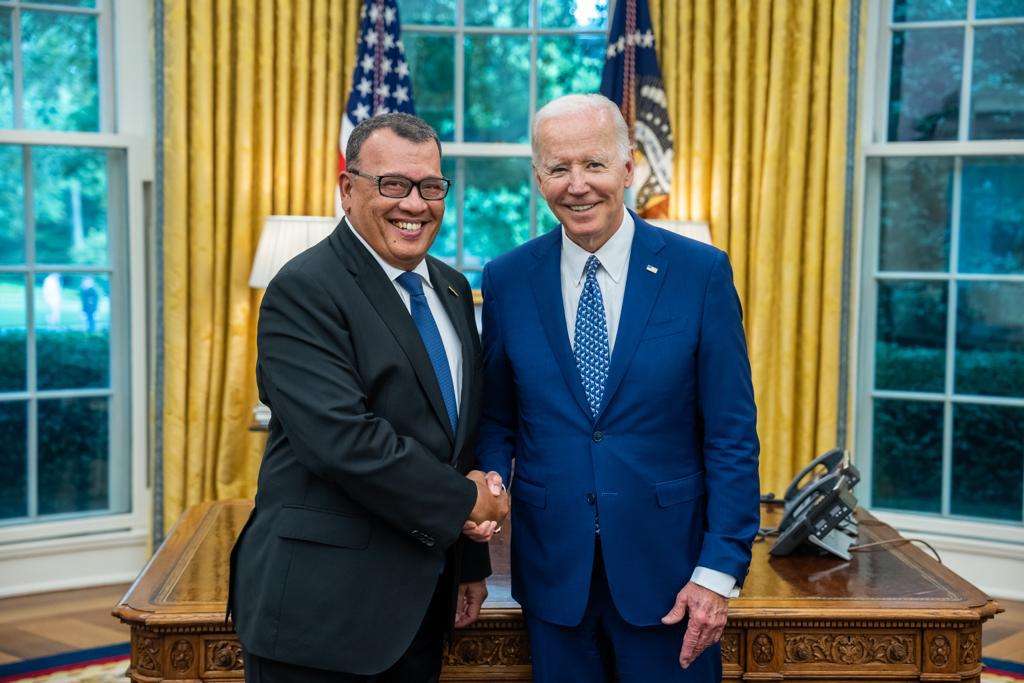 Mahinda Samarasinghe meets Joe Biden