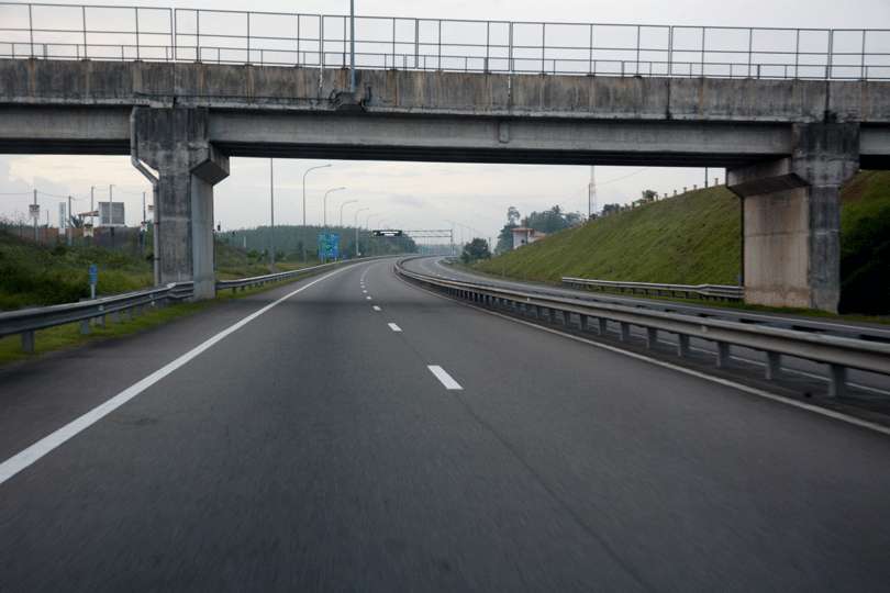 Expressway deserted...