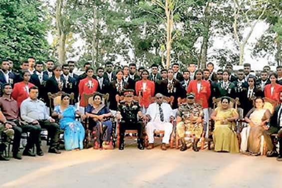 Army hold leadership training for school prefects in Matale