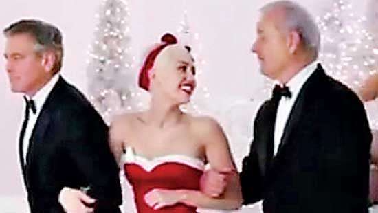 Miley Cyrus sends fans an early Christmas gift