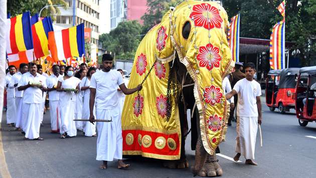 Before Gangaramaya Navam Perahera…