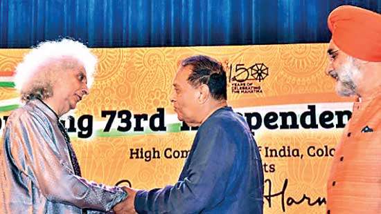 Shiv Kumar Sharma’s Santoor recital at the BMICH: A fitting finale to Indian I-Day