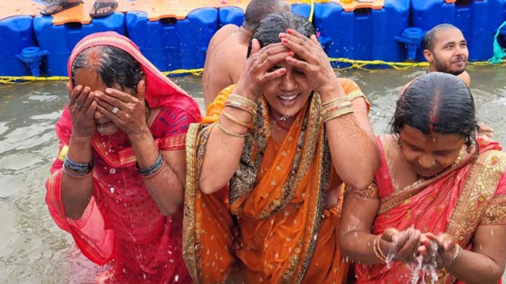 World’s biggest religious festival begins - Caption Story | Daily Mirror