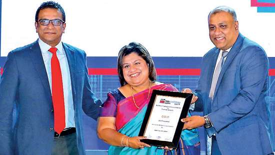 LOLC Finance bags five Golds at Technnovation Awards