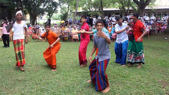 Royal College’s UNESCO Club celebrates Sinhala Avurudu at 'Halfway Home'