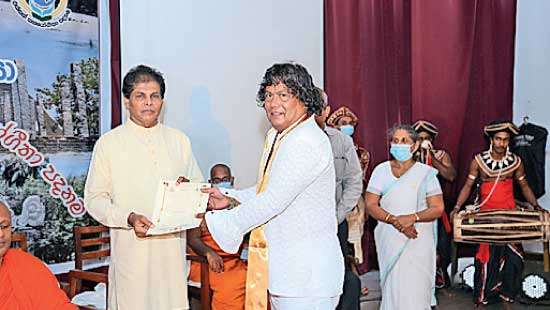 Honorary titles for Joldersma (Podi Jothi)