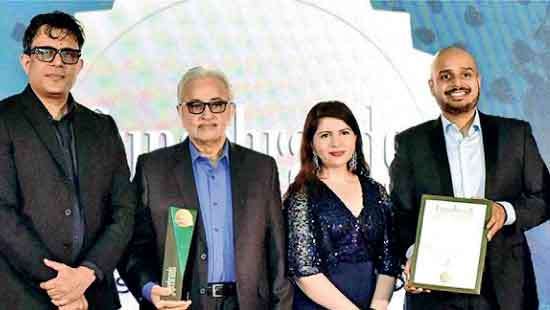 Flora Tissues earns Superbrand status for second time