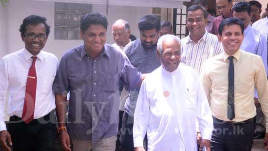 Senevirathna, Ekanayake pledge support to Sajith