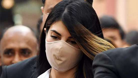 On Jacqueline Fernandez’s bail hearing, court says, ’Why not arrest her?’