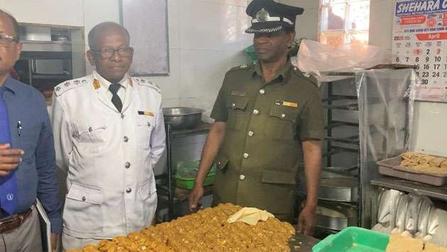PHI conduct surprise inspections in Nuwara Eliya ahead of spring festival