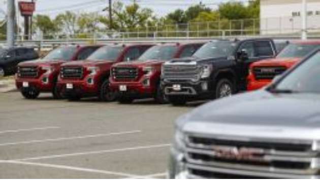 ‘Import American vehicles duty-free’ U.S. tells Sri Lanka