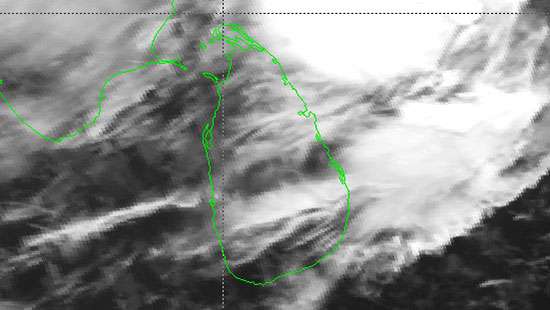 Bay of Bengal low pressure area to move towards TN during next 36 hours: Met. Dept.