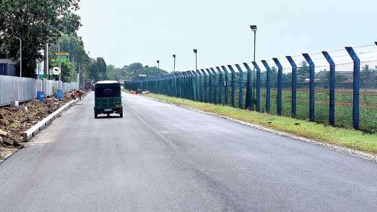 Development work on Ratmalana Airport Road   Chief engineer assures of no flooding