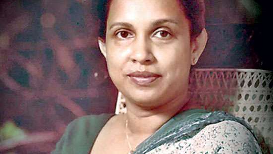 SRIMA DISSANAYAKE-AN APPRECIATION: She walks in beauty like starry skies