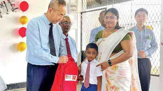 Amity Foundation donates 53 scholarships to needy students