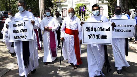 Catholic clergy in protest