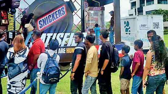 Snickers launches an island-wide pop-up experience in Sri Lanka