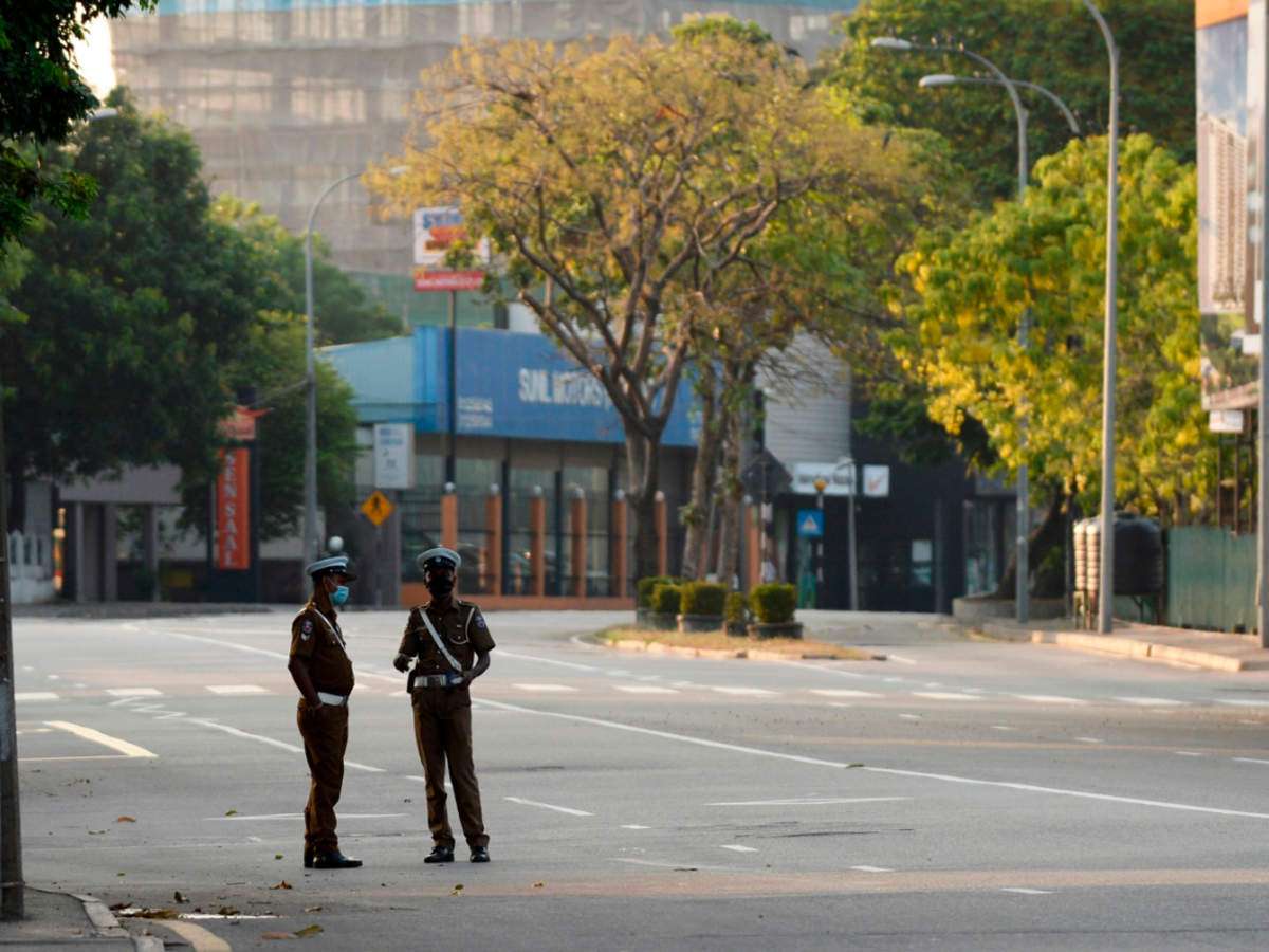 Public should strictly adhere to curfew: Govt.