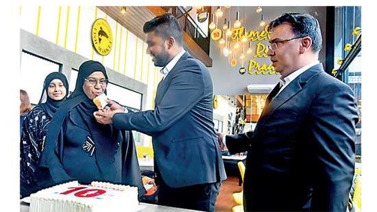 The Manhattan Fish Market celebrates a decade of excellence in Sri Lanka