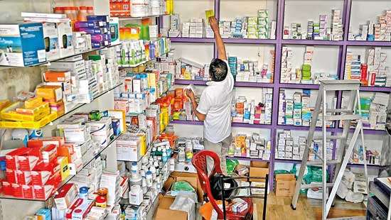 Medical experts slam goverment for inefficiencies in procuring quality medicines