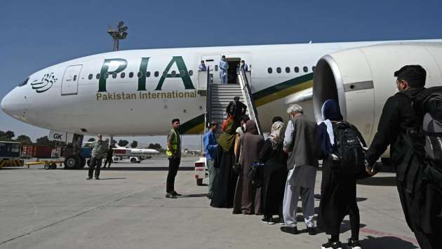 Pakistan National Carrier Sale Gets Offer for $482 Million