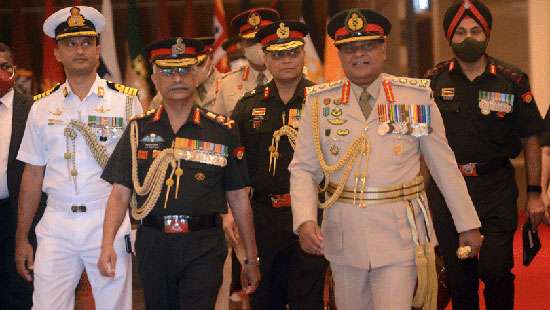 Indian Army Chief calls on General Shavendra Silva