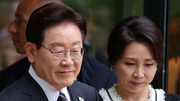 South Korea’s Lee leaves G7 with Trump’s pen