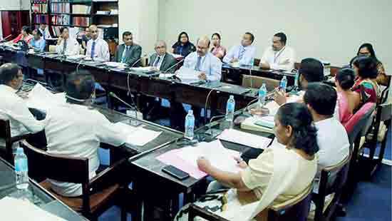 Sectoral Oversight Committee discusses progress of 2025 budget proposals of several ministries