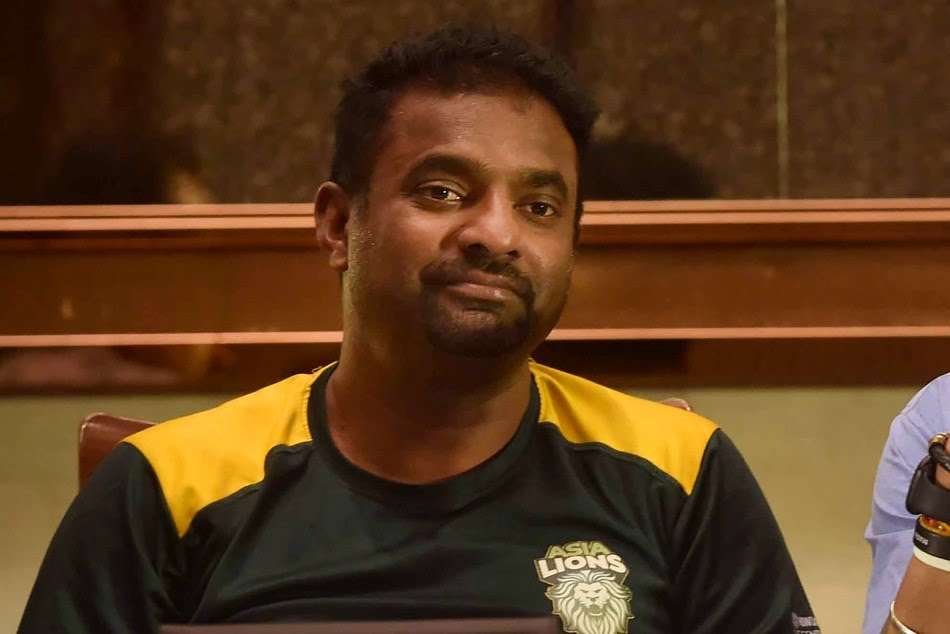Be careful against Wanindu: Muralitharan