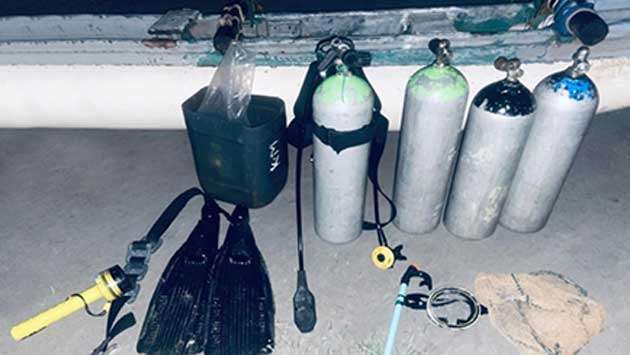 Navy nabs 2 for illegal night diving in eastern seas