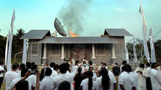 Final rites of Edwin Ariyadasa