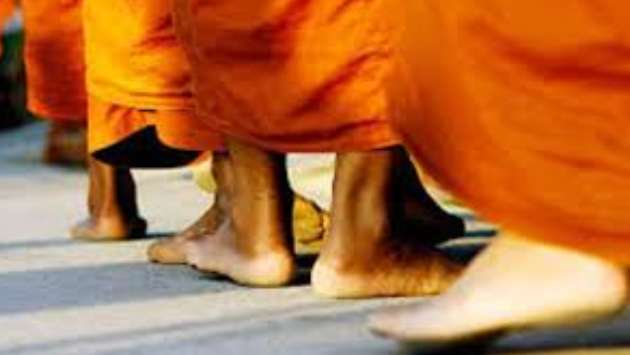 Another monk succumbs to injuries after Melsiripura truck collapse