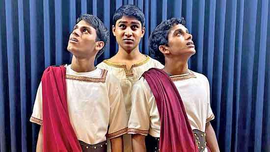 Menaechmus Twins AN EPIC ‘B’ROMAN COMEDY