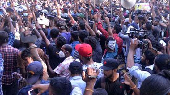 IUSF protest march sets off