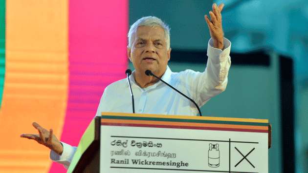 Ranil at Nugegoda rally...