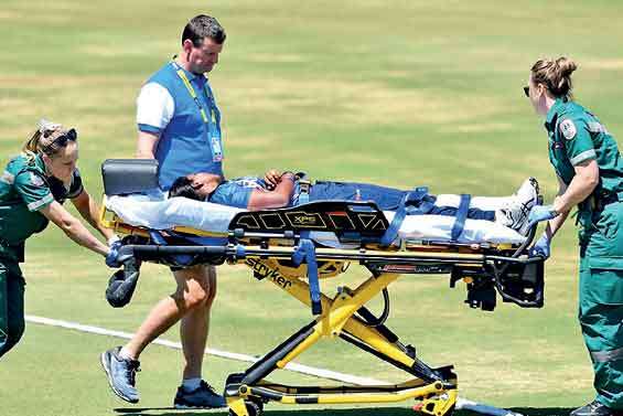 Women’s T20 WC warm-up match Sri Lanka seamer Kulasuriya survives serious injury