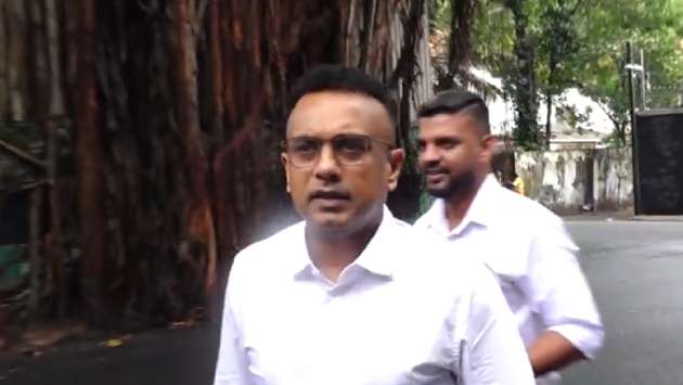 Former Minister Manusha Nanayakkara appears before bribery commission