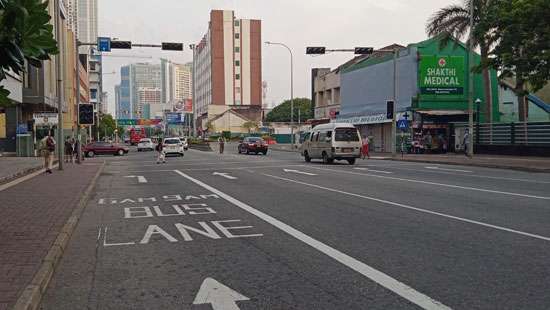 Less traffic on Colombo roads as people fear fuel shortage