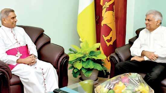 President meets the Bishop of Kurunegala