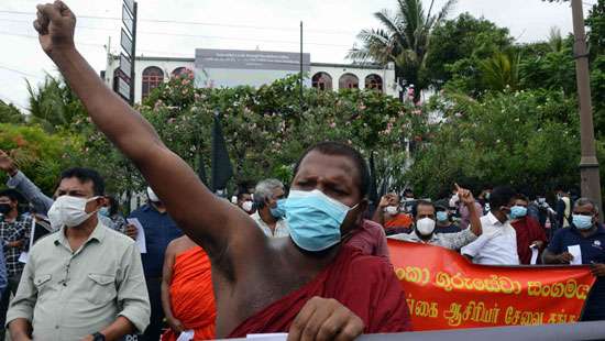 Protests demanding the release of trade union activists