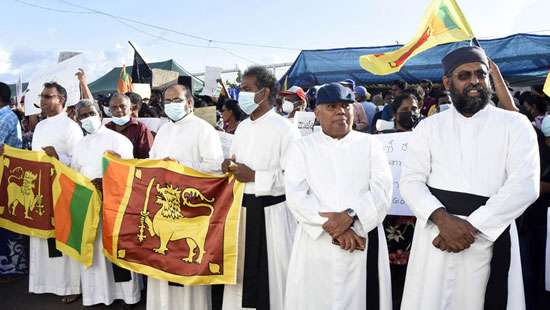 Easter Sunday service at Galle Face