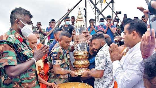 Crest Jewel placed in Sandahiru Seya